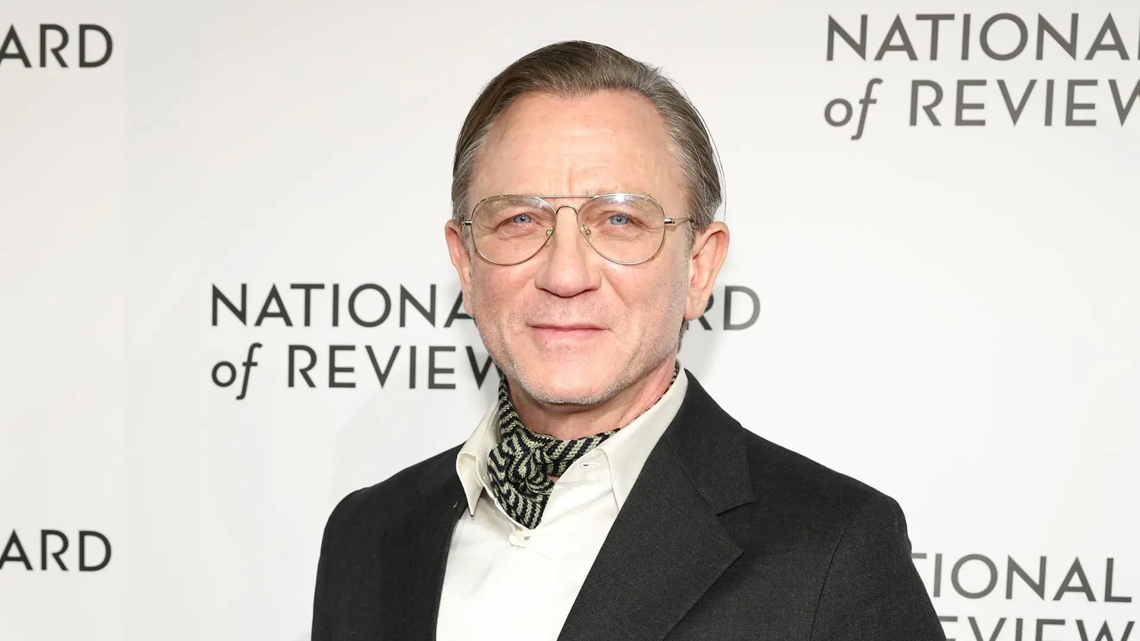 Daniel Craig